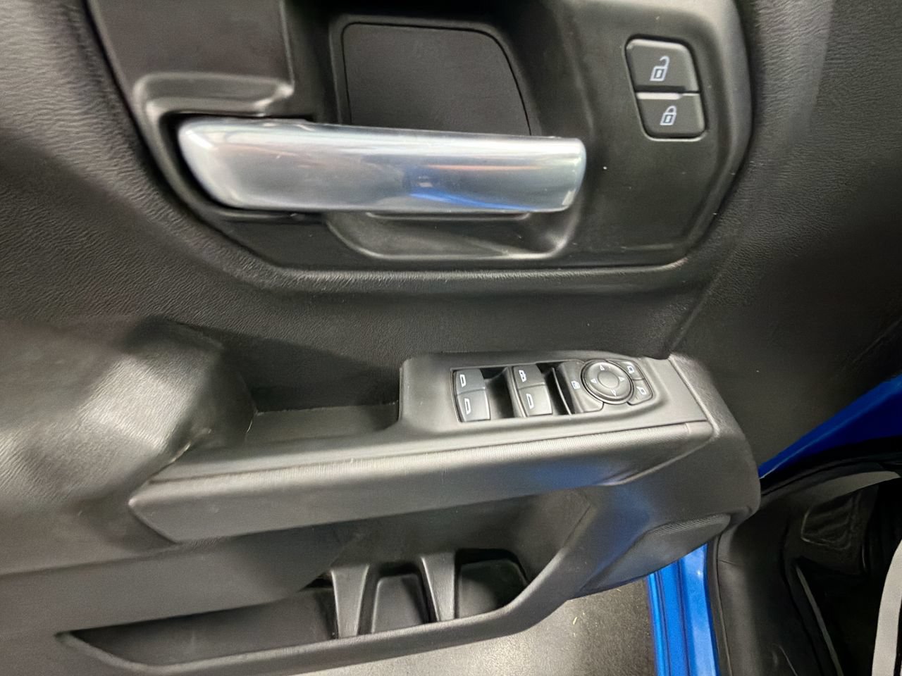 Certified 2025 Chevrolet Silverado 1500 Custom RWD image 22