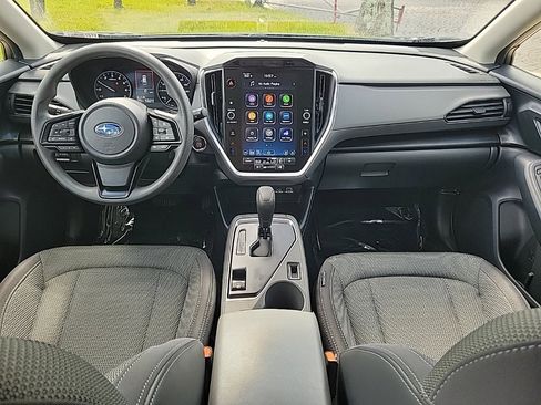 Used 2024 Subaru Crosstrek 2.0i Premium image 8