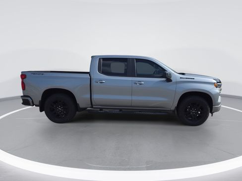 Used 2025 Chevrolet Silverado 1500 RST w/ Rally Edition AWD/4WD image 2