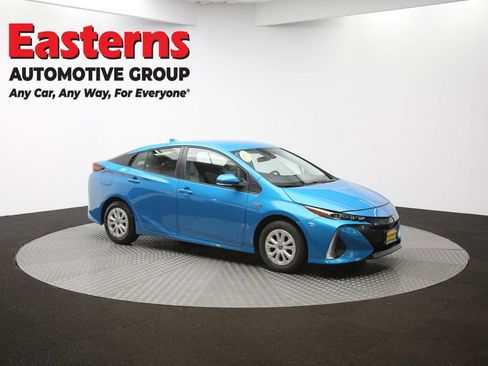 Used 2021 Toyota Prius Prime XLE w/ Carpet Mat Package (TMS) image 44