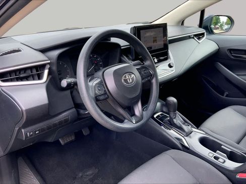 Used 2024 Toyota Corolla LE FWD image 17