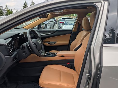 Used 2025 Lexus NX 350 AWD w/ Accessory Package (2T) image 16