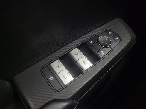 Used 2023 Mitsubishi Outlander ES image 27