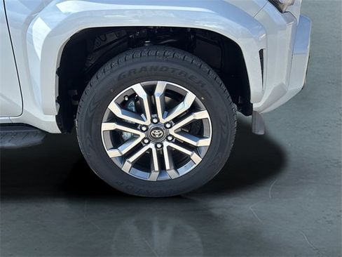 New 2026 Toyota 4Runner Limited image 9