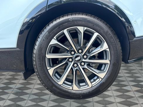 Used 2024 Cadillac Lyriq Sport AWD/4WD image 24
