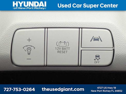 Certified 2023 Hyundai Elantra Limited w/ Cargo Package FWD image 28