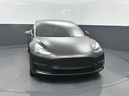 Used 2022 Tesla Model 3 Long Range AWD/4WD image 27