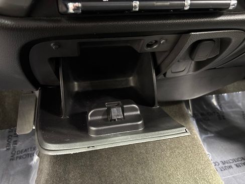 Used 2017 Chevrolet Silverado 1500 LT w/ All Star Edition AWD/4WD image 22