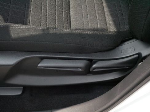 Used 2026 Honda HR-V LX image 20