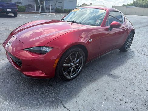 Used 2018 MAZDA MX-5 Miata RF Grand Touring RWD image 4