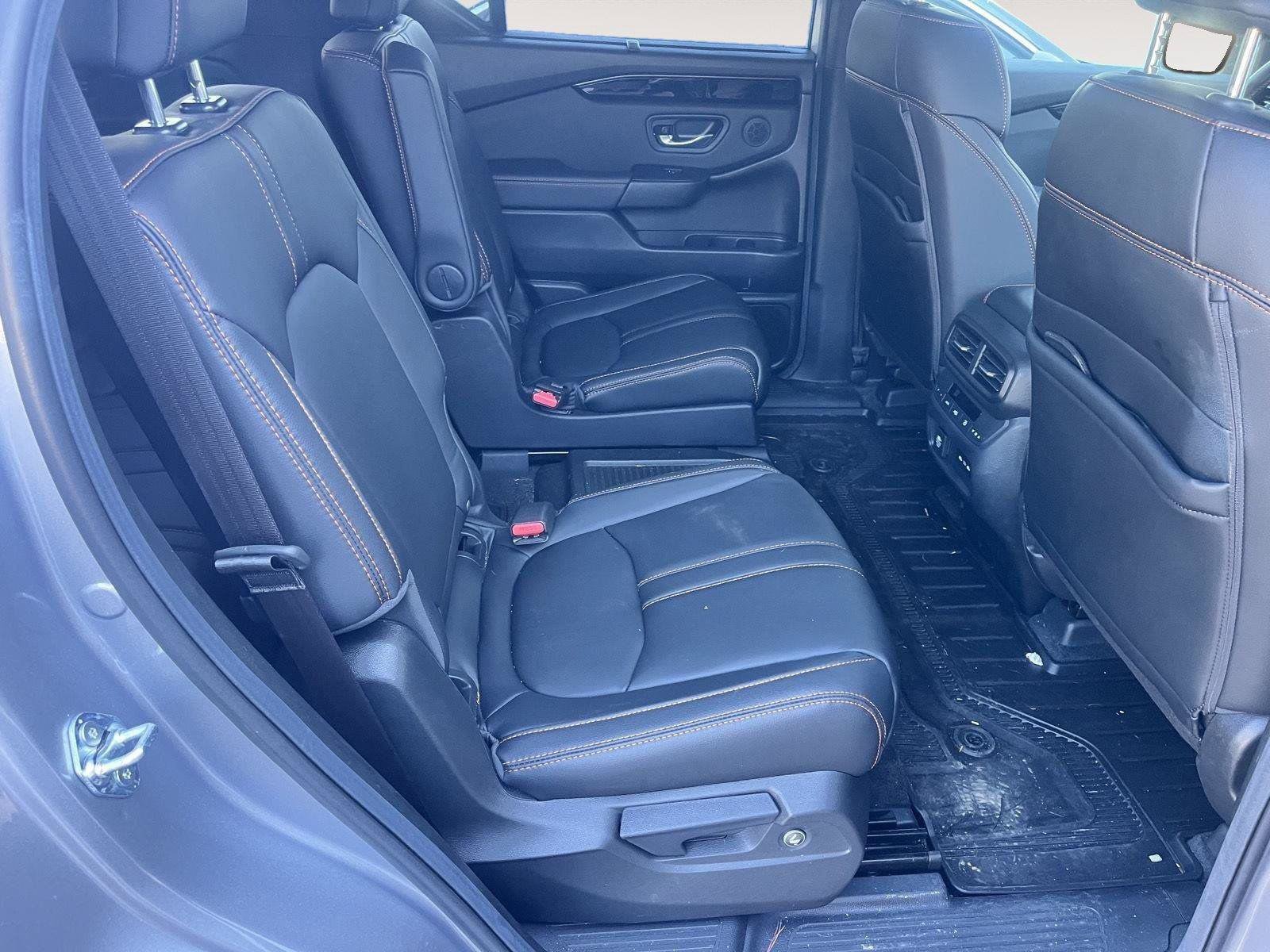 Certified 2025 Honda Pilot TrailSport image 23