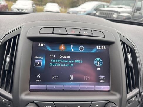 Used 2015 Buick Regal Premium w/ Experience Buick Package image 17