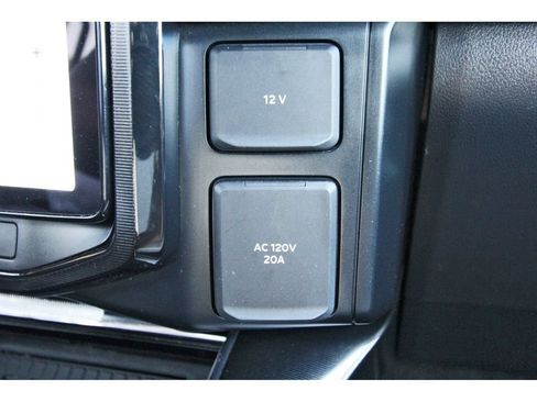 Used 2023 Ford F150 Lightning Platinum AWD/4WD image 30