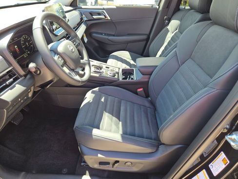 Used 2026 Nissan Rogue SL w/ Family Package AWD/4WD image 18