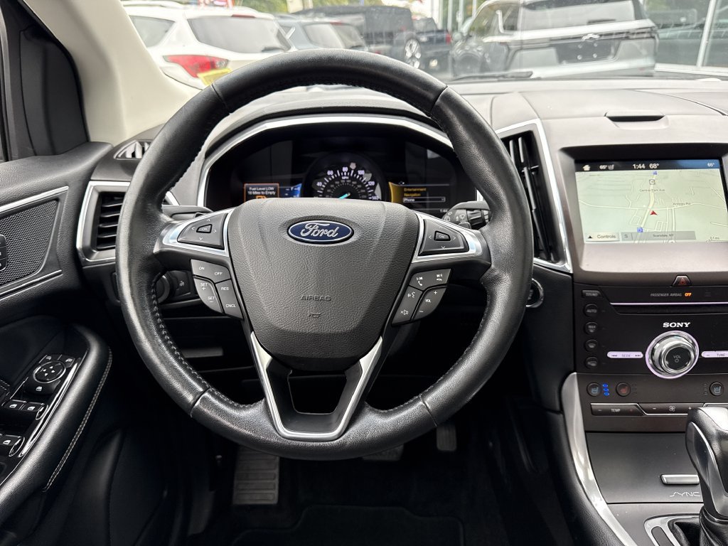 Used 2017 Ford Edge Titanium w/ Equipment Group 301A AWD/4WD image 24