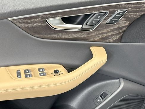 New 2026 Audi Q8 Prestige image 22