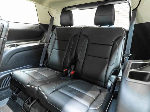 Used 2017 GMC Acadia Denali w/ Technology Package image 38