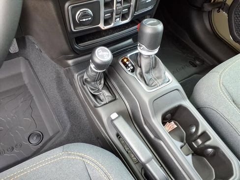 New 2026 Jeep Gladiator Sport image 27