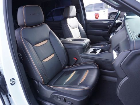 Certified 2022 GMC Yukon AT4 w/ Technology Package image 13