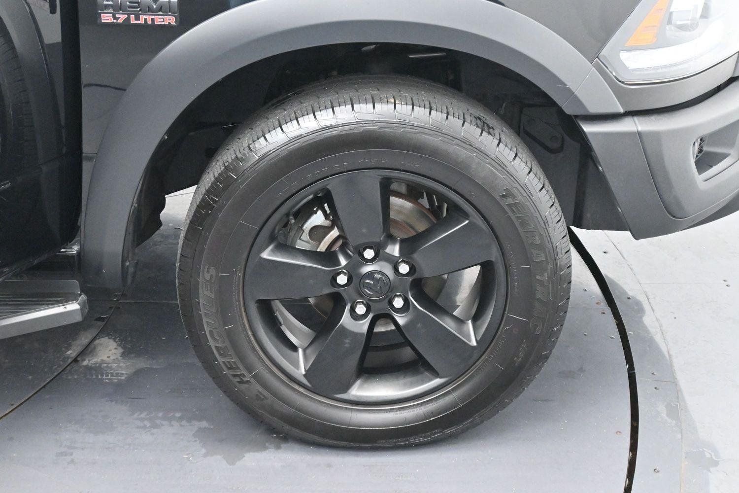 Used 2020 RAM 1500 Warlock AWD/4WD image 29