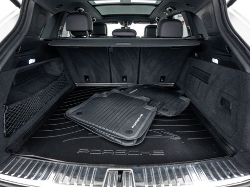 Certified 2023 Porsche Cayenne image 25