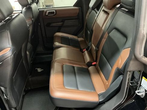 Used 2024 Ford Bronco Outer Banks AWD/4WD image 13