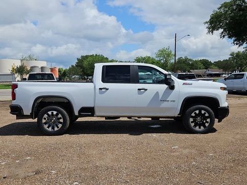 Certified 2024 Chevrolet Silverado 2500 Custom w/ Custom Value Package AWD/4WD image 37
