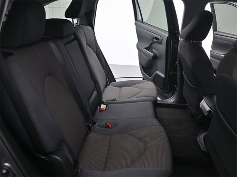 Used 2023 Toyota Highlander L image 14