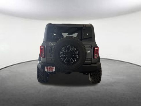 New 2025 Ford Bronco 4-Door image 5