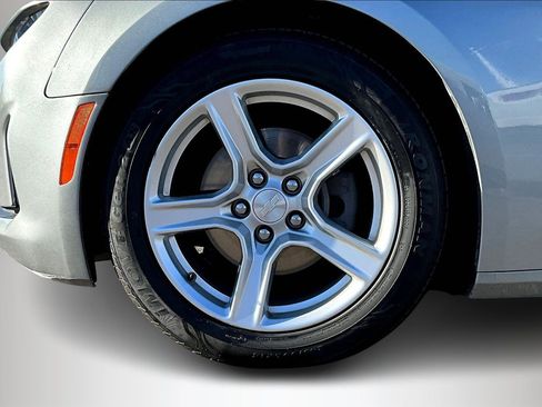 Used 2023 Chevrolet Camaro LT image 32