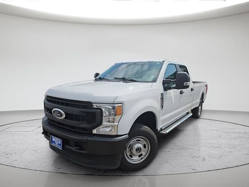 Used 2022 Ford F250 XL w/ Power Equipment Group AWD/4WD image 1