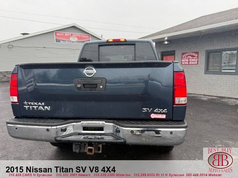 Used 2015 Nissan Titan SV image 4