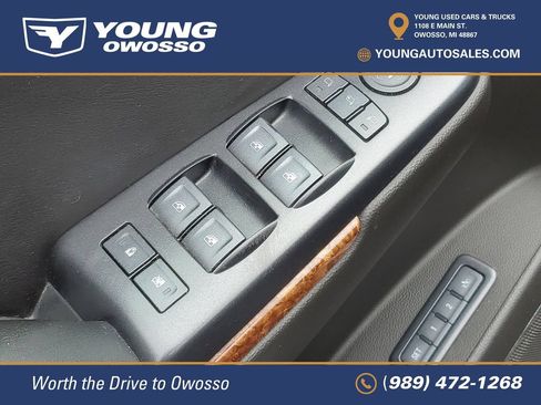Used 2017 Chevrolet Suburban Premier AWD/4WD image 25