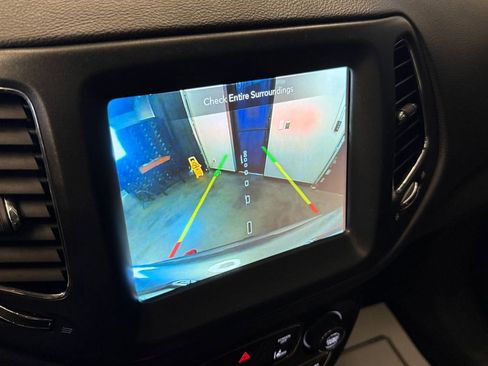 Used 2021 Jeep Compass Trailhawk w/ Sun and Sound Group image 14