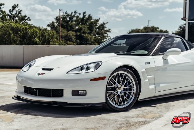 Used 2011 Chevrolet Corvette ZR1 w/ Preferred Equipment Group RWD image 46