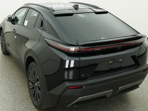 New 2026 Toyota C-HR AWD/4WD image 6