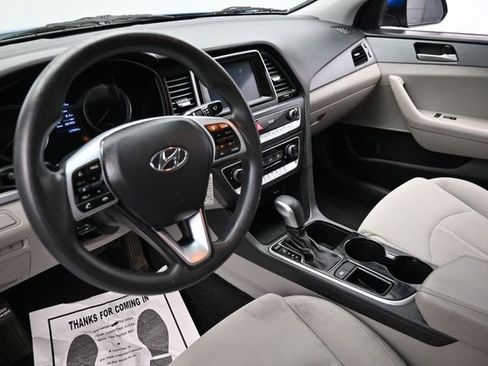 Used 2019 Hyundai Sonata SE FWD image 24