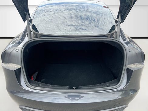 Used 2025 Tesla Model 3 Long Range AWD/4WD image 27