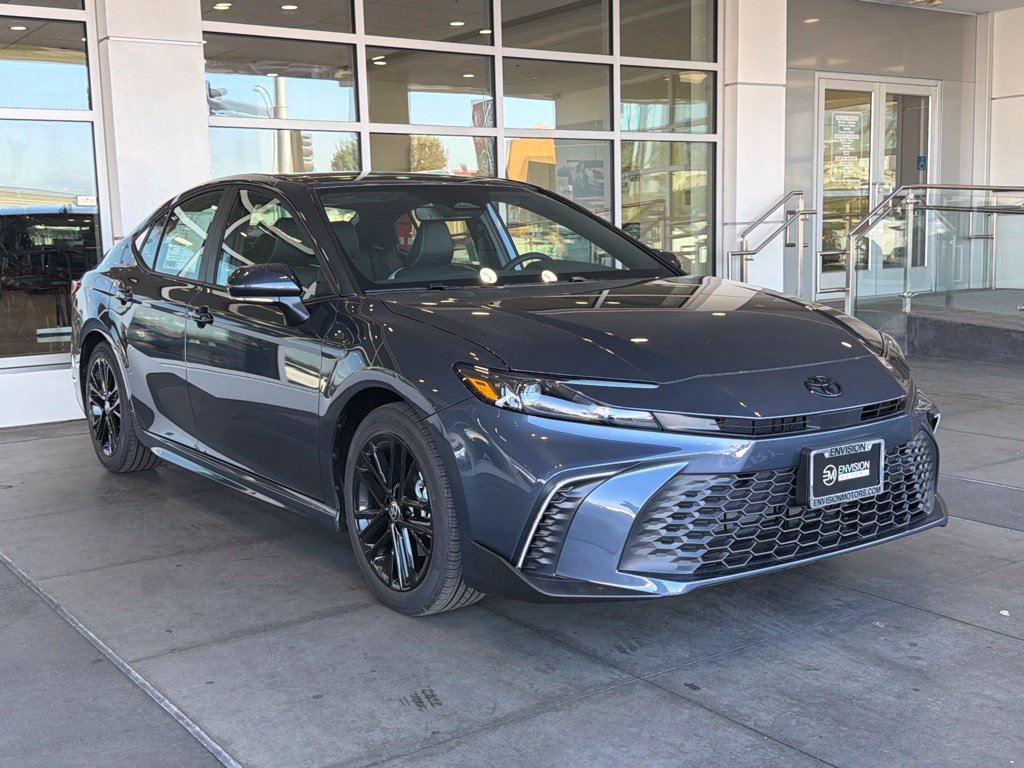 New 2026 Toyota Camry SE FWD image 6
