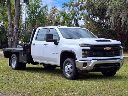 New 2026 Chevrolet Silverado 3500 W/T AWD/4WD image 1