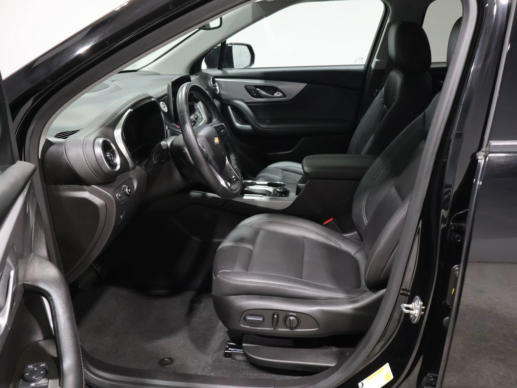 Used 2024 Chevrolet Blazer LT AWD/4WD image 9