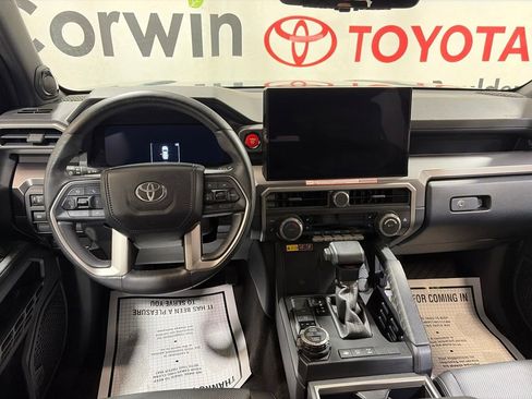Used 2025 Toyota 4Runner TRD Off-Road Premium w/ Tow Technology Package AWD/4WD image 19