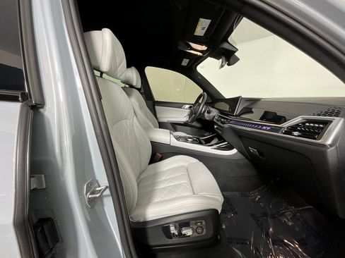 Used 2023 BMW X7 xDrive40i w/ M Sport Package image 20