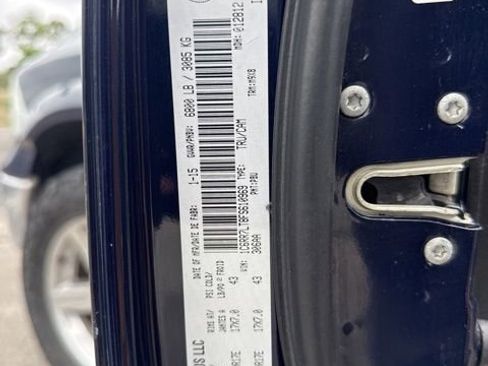 Used 2015 RAM 1500 Outdoorsman image 25