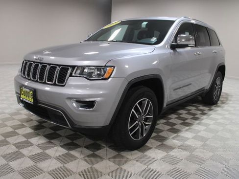 Used 2019 Jeep Grand Cherokee Limited AWD/4WD image 7