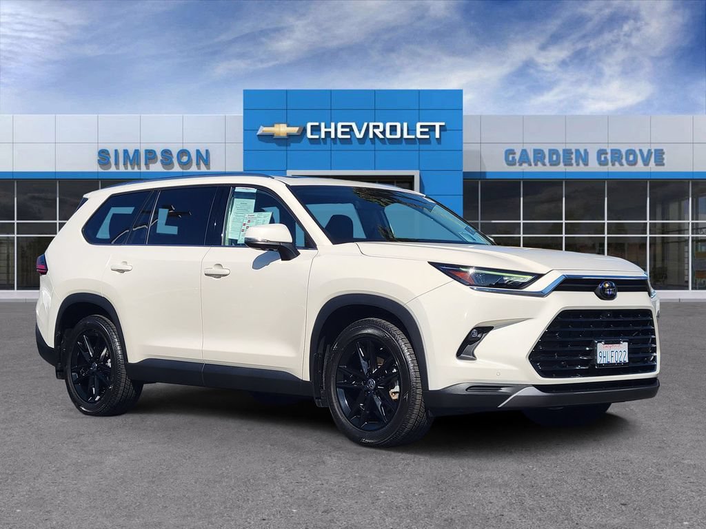 Used 2024 Toyota Grand Highlander AWD image 1