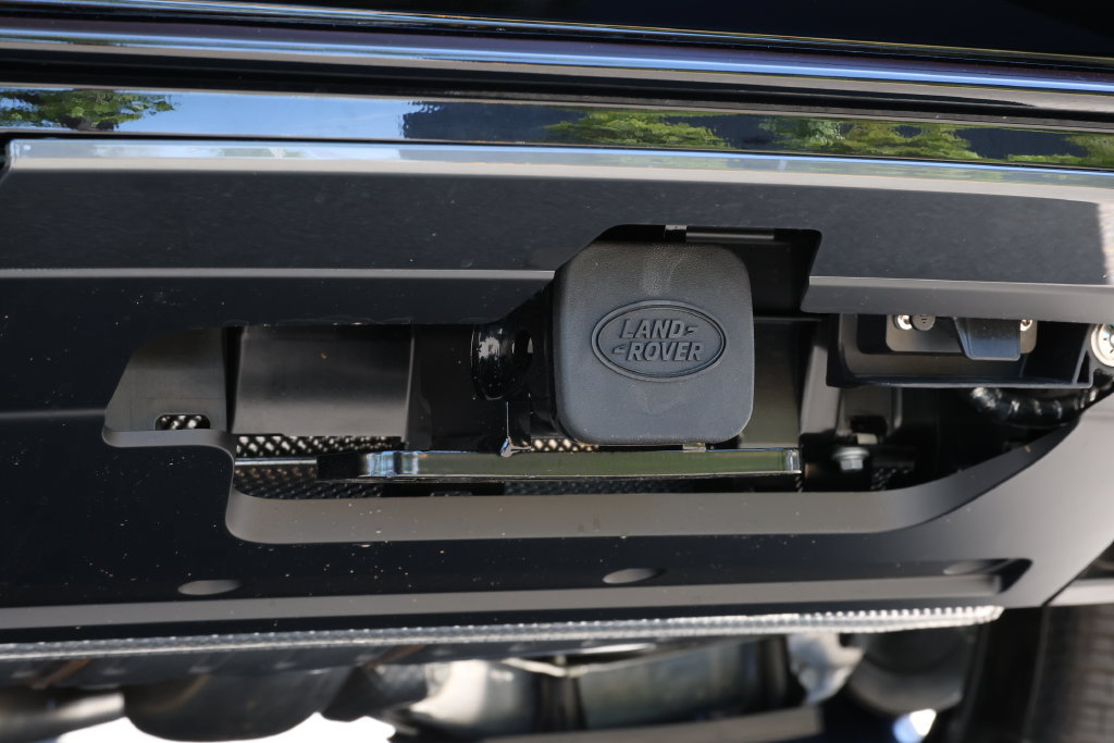 New 2026 Land Rover Range Rover SV AWD/4WD image 17