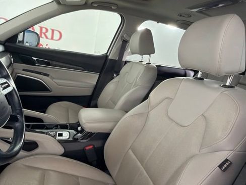 Used 2023 Kia Telluride EX AWD/4WD image 11