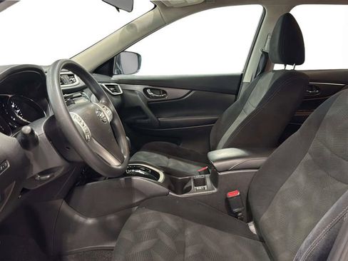 Used 2015 Nissan Rogue SV AWD/4WD image 20