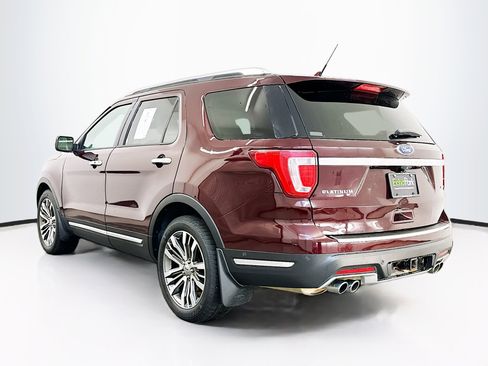 Used 2018 Ford Explorer Platinum image 5